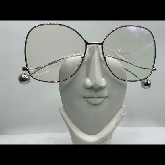 Invisalign’s - Picture 5 of 6